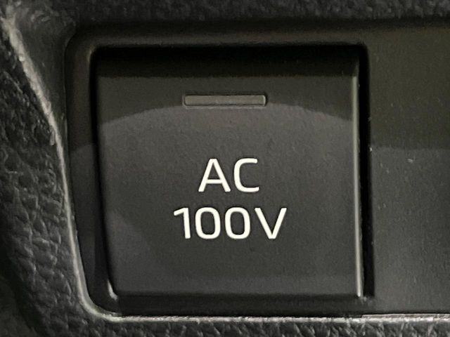 �y�A�N�Z�T���[�R���Z���g�z�L�����v��X�|�[�c�A�A�E�g�h�A�ł̃A�N�e�B�r�e�B�͂������A�ЊQ�E��d�̍ۂɏ����ɂ��Ȃ�AC100V�R���Z���g�𑕔���P�[�^�C��^�u���b�g�A�Q�[���@��̏[�d�ɂ���