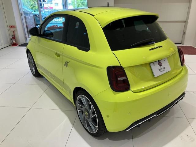 アバルト500eスコーピオニッシマ