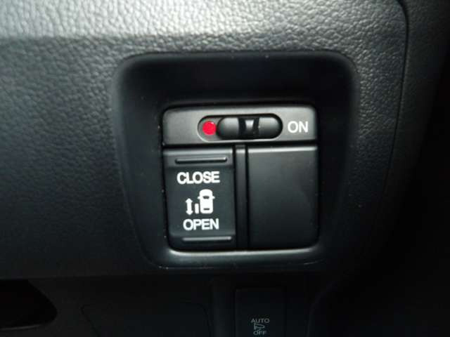 �^�]�Ȃ���̊J���ł��A�����R���L�[�ł����ꂽ�Ƃ��납��J�ł��܂��̂łƂĂ��֗��ȑ����ɂȂ��Ă��܂�!