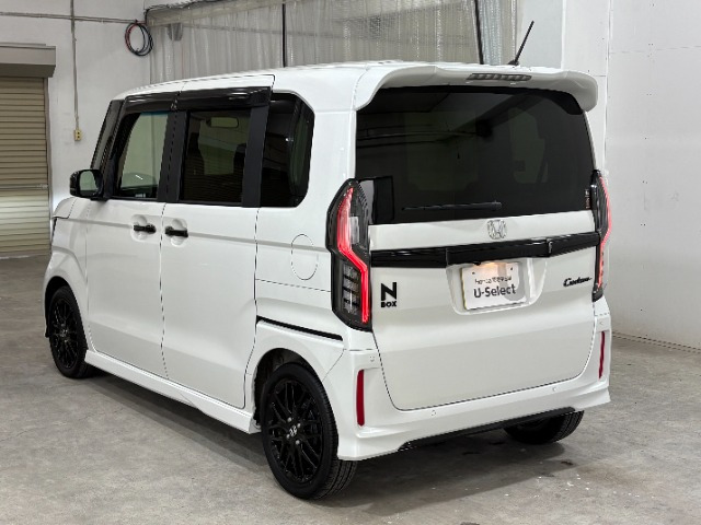 N-BOXカスタムL ターボ スタイルプラス ブラック