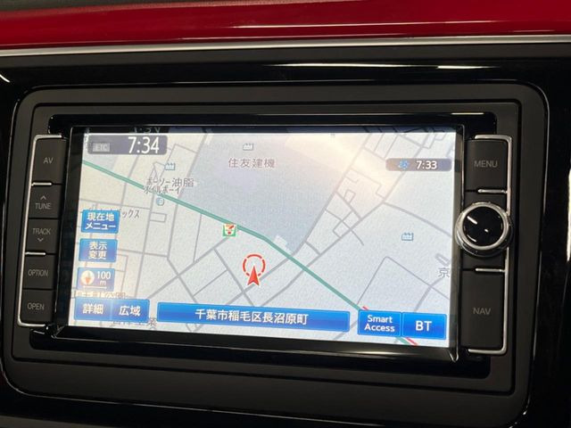 �������i�r:��̊��̂���i�r�́A����������ԓ������o���Ă���܂��B�I�[�f�B�I�@�\���[�����Ă���܂��̂ŁA�^�]�����y���߂܂���