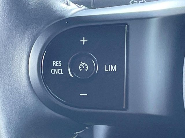 ���I�[�g�N���[�Y�R���g���[��:�������H�⎩���Ԑ�p���H���ɂāA�葬���q���\�ƂȂ�֗��ȋ@�\�ł��B�������ړ��̍ۂł����ɂ����֗��ɂ��g�����������܂���