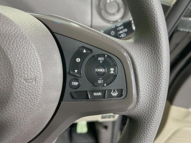 �y�A�_�v�e�B�u�N���[�Y�R���g���[���z�������H�ł̒��������s���y��!!�����ő��x��ۂN���[�Y�R���g���[�����A�Փˌy���V�X�e���ƘA�g���A�O���̎ԗ������m���ĎԊԂ�ۂ悤�ɑ��x���߂��Ă���܂�!!