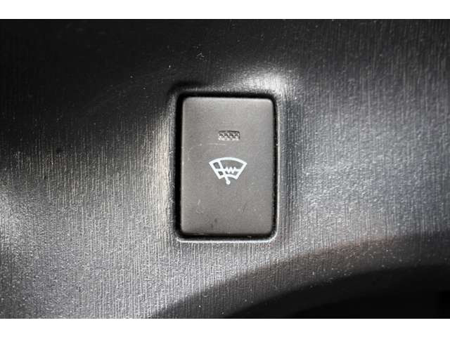 �f�A�C�T�[