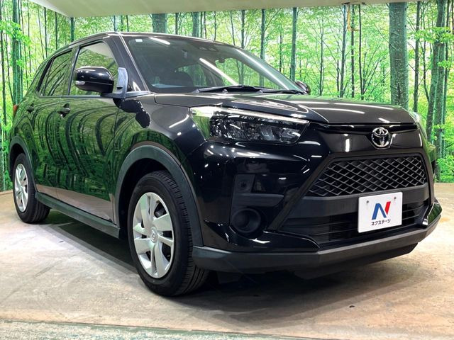 高透明度のガラス皮膜で撥水はもちろん、上質なツヤ・光沢を実現。紫外線や酸性雨から大切な愛車を保護し、色あせ・劣化を防止。「弾スプラッシュコート」、「弾プリミッサコート」からお選びいただけます。