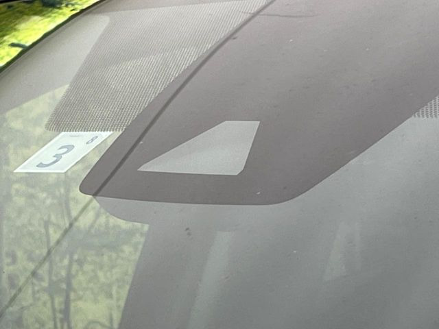 �y�g���^�Z�[�t�e�B�Z���X�z���s���ɑO���̎ԗ�����F�����A�Փ˂������Ȏ��͌x��ƃu���[�L�ŏՓˉ���Ɣ�Q�y�����A�V�X�g�B�����S�Ƀh���C�u�����y���݂��������܂��B