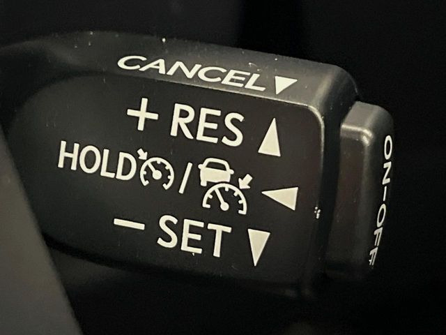 �y���[�_�[�N���[�Y�R���g���[���z�������H�ł̒��������s���y��!!�����ő��x��ۂN���[�Y�R���g���[�����A�Փˌy���V�X�e���ƘA�g���A�O���̎ԗ������m���ĎԊԂ�ۂ悤�ɑ��x���߂��Ă���܂�!!