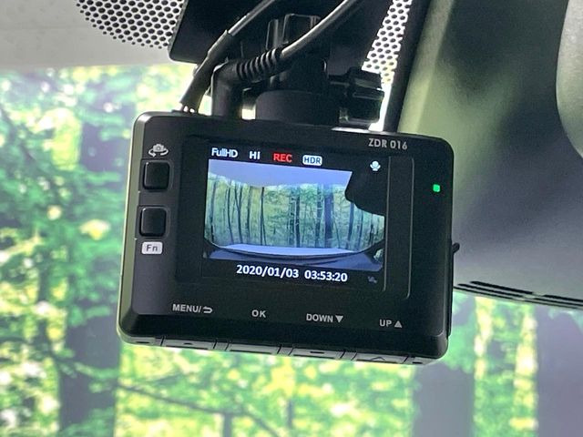 �y�h���C�u���R�[�_�[�z�h���C�u���R�[�_�[����!���s���͂������A������^�]�⎖�̂ɑ��������ہA�f���ŋL�^���A����̃��X�N�ɔ����܂��B���L�^�pSD�J�[�h�͂��q�l�����g�ł��������������K�v������܂��B