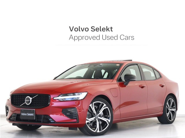 S60リチャージ PHEV T6 AWD アルティメット 4WD