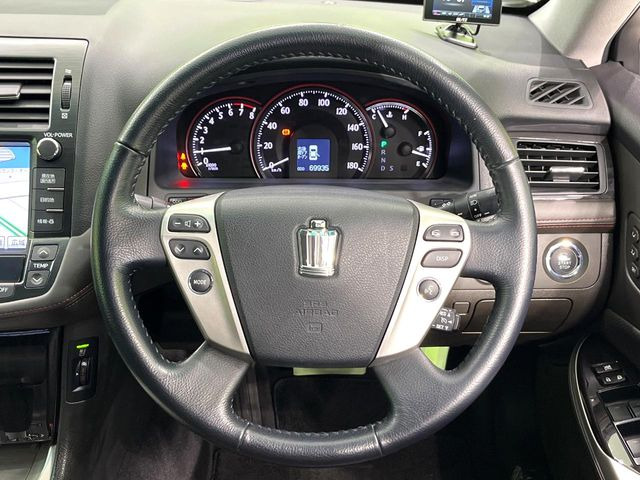 �y�X�e�A�����O�X�C�b�`�z�^�]���A�O������ڐ������炷���ƂȂ��A�I�[�f�B�I���̑��삪�\�ȕ֗��@�\!���S&���K�ȃh���C�u�����o���Ă���܂���