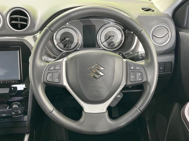 �y�����v�����X�e�A�����O�z�㎿�Ȋv���g�p���邱�ƂŁA��ɂ����������݂ƂĂ��^�]���₷���n���h���ł���