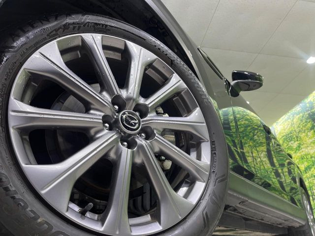 �y����20�C���`�A���~�z�C�[���z�O�ςɃ}�b�`���������A���~�z�C�[���𑕒����Ă���܂��B�e��ЊO�A���~�z�C�[����A�X�^�b�h���X�^�C�����戵�����Ă���܂��B���񂲑��k����������