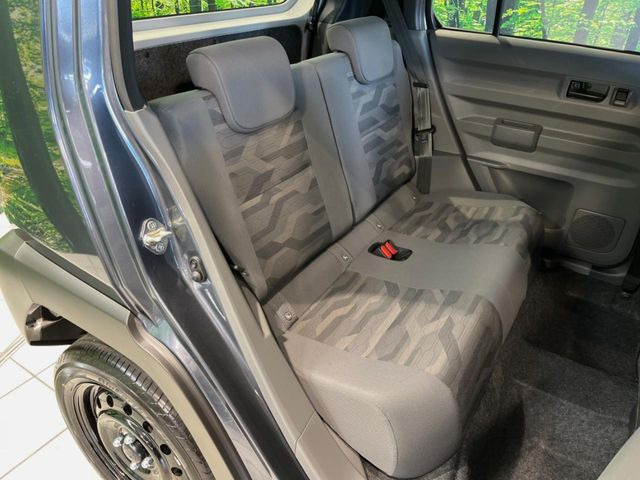 ���i���ȃI���W�i���t���A�}�b�g���I�v�V�����ɂĂ��p�ӂ��Ă���܂��B���D���ȃf�U�C����J���[�����Ԃɍ��킹�đI��ł����������Ƃ��ł��܂���