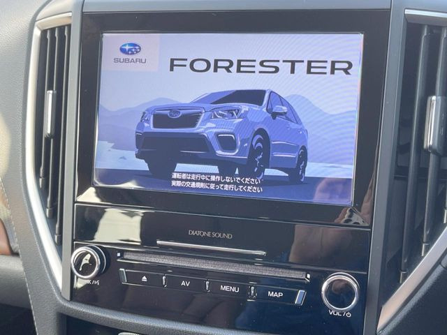 �y�����r���g�C���i�r�z�C���e���A�ɗn�����ރX�^�C���b�V���ȁu��p�݌v�i�r�v�𑕔��􎋔F���⑀�쐫�ȂǊ�{���\�ɂ��D��A���㎿�ȃJ�[���C�t�����y���݂��������܂��B