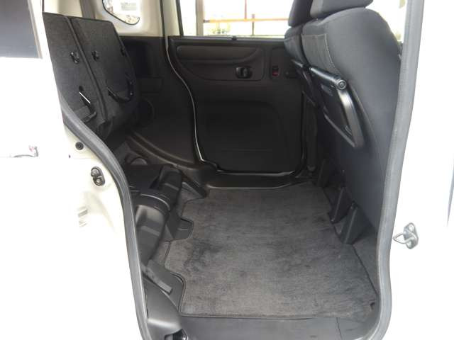 �`�b�v�A�b�v���㕔���Ȃ�|������ɁA���ʂ𒵂ˏグ�邱�ƂŁA�w�̍����ו���ςނ��߂̃X�y�[�X����邱�Ƃ��ł��܂�!�x�[�r�[�J�[��ϗt�A���ȂǁA�����ɍ������K�v�ȉו���ςލۂɔ��ɕ֗��ł�!!