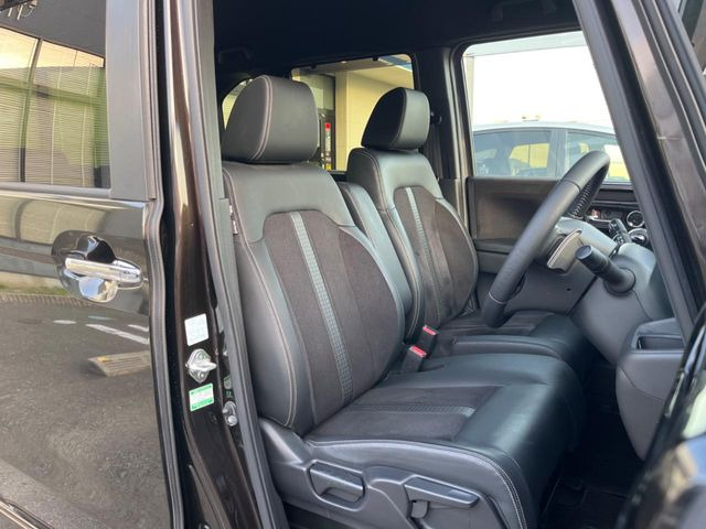 �y�n�[�t���U�[�V�[�g�z�������ƍ���S�n�𗼗������l�C�̃V�[�g���w�ʁE���ʂ̃t�@�u���b�N�f�ނ́A�ʋC���̗ǂ��⊊��ɂ����ɗD��Ă��܂��B�C���╞���ɍ��E���ꂸ���K�ɂ���肢�������܂��B