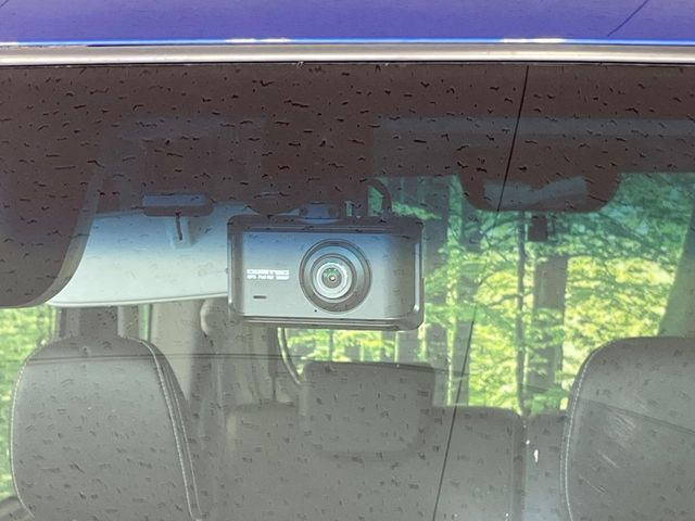 �y�h���C�u���R�[�_�[�z�h���C�u���R�[�_�[����!���s���͂������A������^�]�⎖�̂ɑ��������ہA�f���ŋL�^���A����̃��X�N�ɔ����܂��B���L�^�pSD�J�[�h�͂��q�l�����g�ł��������������K�v������܂��B