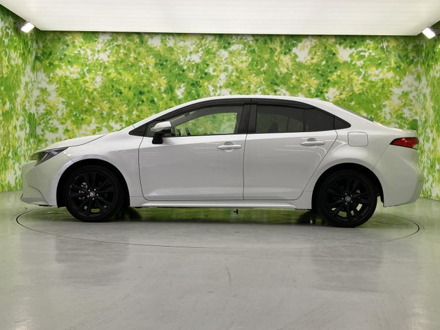 カローラ1.8 ハイブリッド WxB 50ミリオン エディション