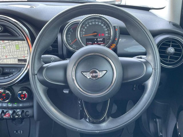 ���n���h�����̃X�������Ȃ��A���ꂢ�ȏ�Ԃ��ێ����Ă���܂��B�e�X�C�b�`���̓�����m�F�ς݂ł��B