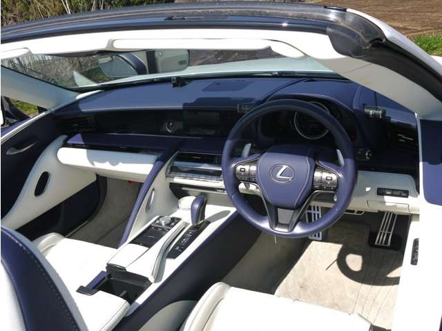 ���������ƃ}�����u���[�̃R���g���X�g�A�I�[�v���ɂ���΋�Ɠ������鎺��