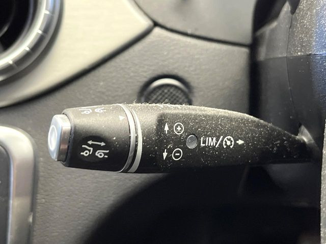 ���f�B�X�g���j�b�N�v���X:�s�s�A�x�O�A�������H�Ȃǂ̑��s���ɁA�X�e���I�}���`�p�[�p�X�J�����ƃ��[�_�[�Z���T�[�ɂ��A�O���Ԃ�F�����đ��x�ɉ������Ԋԋ������ێ����鎟����̃N���R��!