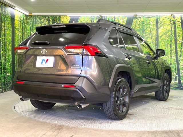 ☆全国のネクステージからお取り寄せが可能※!遠方の店舗に展示してあるクルマが気になる場合も、最寄りの店舗でご覧いただくことが可能です!是非私たちに要望をお聞かせください!※別途費用