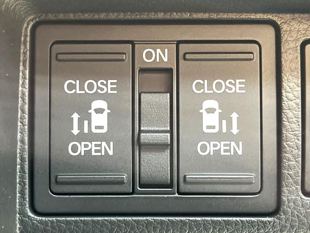 �y�����p���[�X���C�h�h�A�z�X�}�[�g�L�[��^�]�Ȃ̃X�C�b�`�Ō�ȗ����X���C�h�h�A�̊J���\���d��������͂����ăh�A���J����K�v�������A�����Ȃ��q�l�ł��ȒP�ɊJ���߂ł����K�ł���