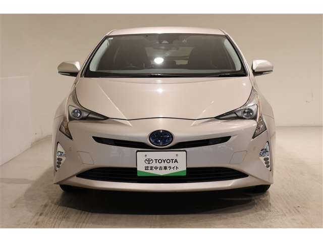 プリウス1.8 S セーフティ プラス