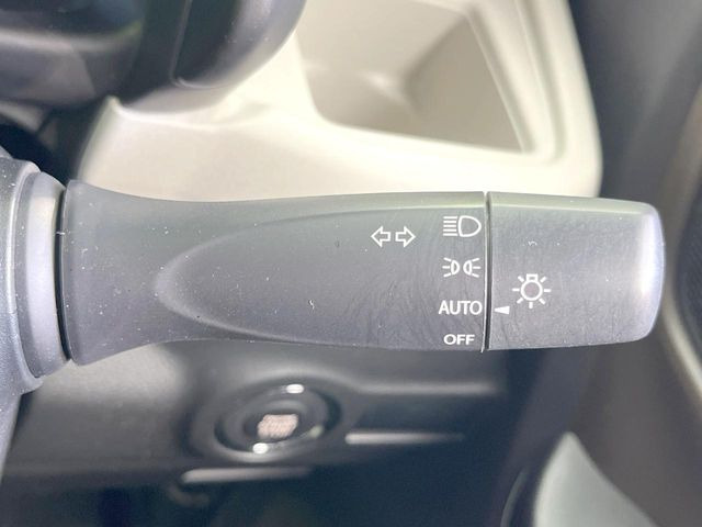 �y�I�[�g���C�g�z����̖��邳�ɉ����Ď����Ńw�b�h���C�g�̓_���E�������ł���@�\�ł�!���C�g�̕t���Y��E�����Y��Ȃǂ������Ȃ�A�J�̓���[���̑��s�����S!�g���l���ʉߎ����֗��ł��ˁ�