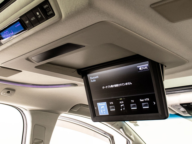 ★フリップダウンモニター★後席の方もDVD等をお楽しみいただけます!