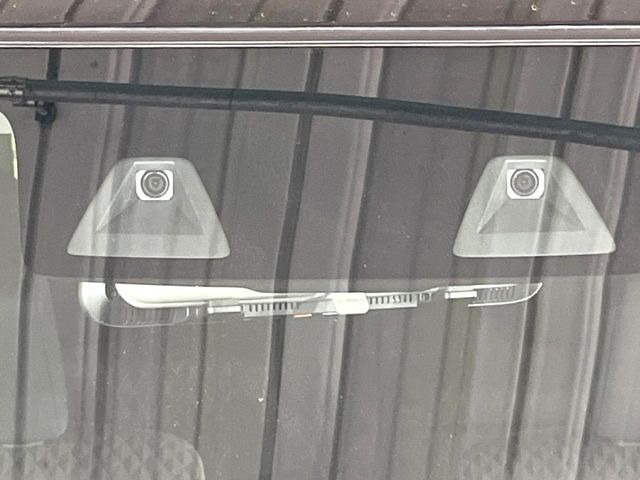 �y�X�Y�L �Z�[�t�e�B�T�|�[�g�z���s���ɑO���̎ԗ�����F�����A�Փ˂������Ȏ��͌x��ƃu���[�L�ŏՓˉ���Ɣ�Q�y�����A�V�X�g�B�����S�Ƀh���C�u�����y���݂��������܂��B