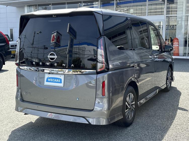 セレナ1.4 e-POWER ハイウェイスターV