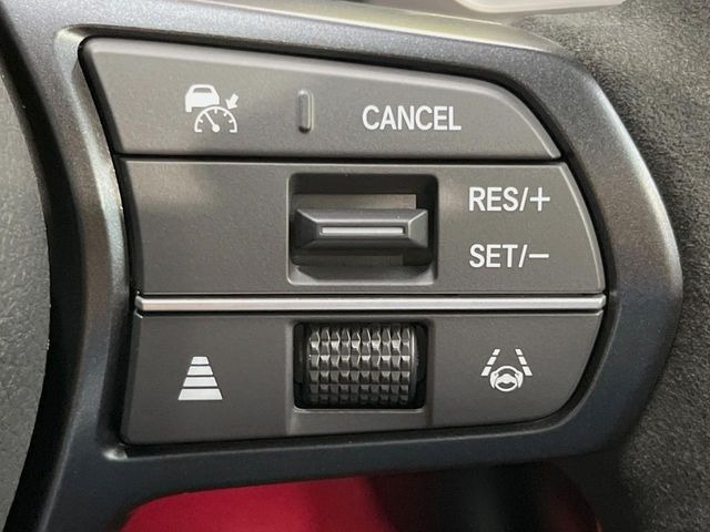 �y�A�_�v�e�B�u�N���[�Y�R���g���[���z�������H�ł̒��������s���y��!!�����ő��x��ۂN���[�Y�R���g���[�����A�Փˌy���V�X�e���ƘA�g���A�O���̎ԗ������m���ĎԊԂ�ۂ悤�ɑ��x���߂��Ă���܂�!!