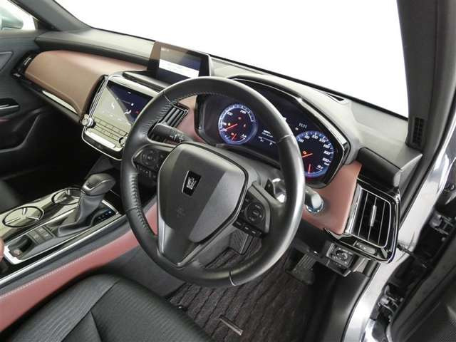 クラウンハイブリッド 2.5 S Cパッケージ