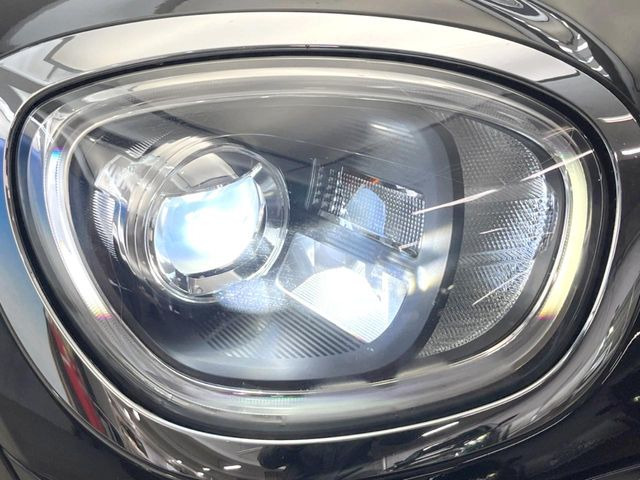 ��LED�w�b�h���C�g:��ԑ��s�����ǍD�Ȏ��E���m�ۂ����S���ĉ^�]�ł��鍂�P�xLED�w�b�h���C�g�𑕔�!�_�����x�������A����d�͂��}�����Ă��܂��B