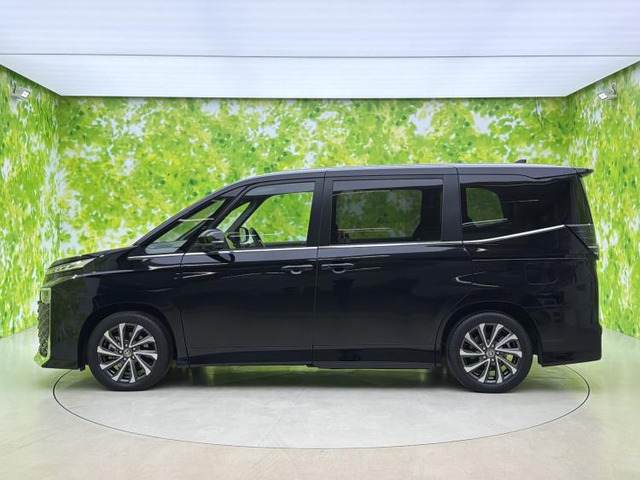 ヴォクシー1.8 ハイブリッド S-Z