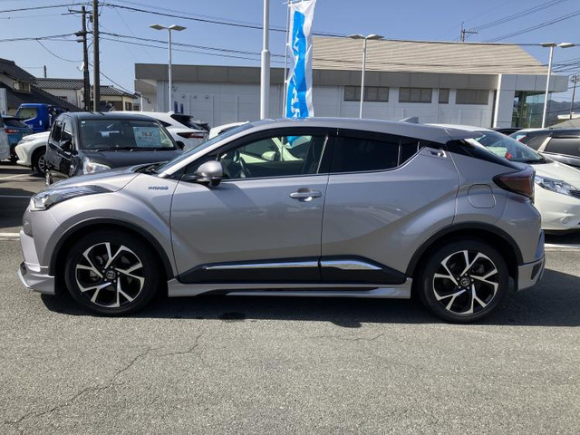 C-HRハイブリッド 1.8 G LED エディション