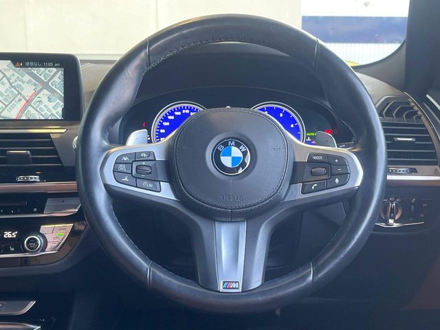 ���n���h�����̃X�������Ȃ��A���ꂢ�ȏ�Ԃ��ێ����Ă���܂��B�e�X�C�b�`���̓�����m�F�ς݂ł��B