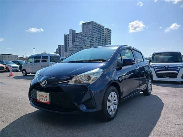 ヴィッツ1.5 ハイブリッド F セーフティ エディション