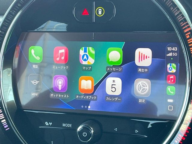 ��Apple Car Play:�X�}�z�Ƃ̗L���ڑ��ŁA�i�r�E�I�[�f�B�I�Đ��ȂǃX�}�z�̃A�v���@�\����ʂł��g����֗��@�\�ł�!