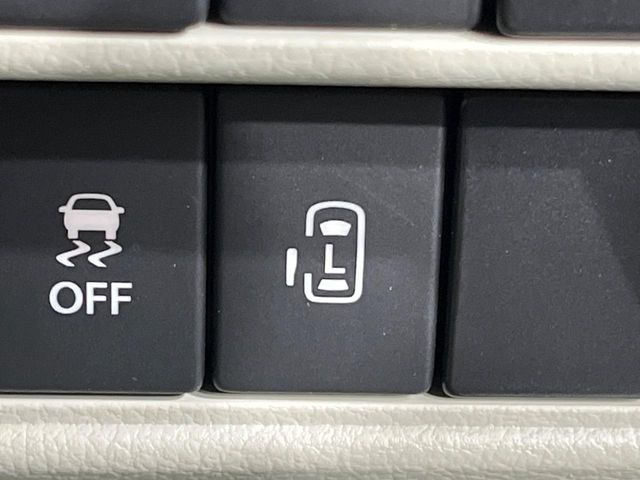 �y�p���[�X���C�h�h�A�z�X�}�[�g�L�[��^�]�Ȃ̃X�C�b�`�ŃX���C�h�h�A�̊J���\���d��������͂����ăh�A���J����K�v�������A���������q�l�ł��A�d���ו��������Ă��鎞�����N�ɊJ���߂ł��܂���