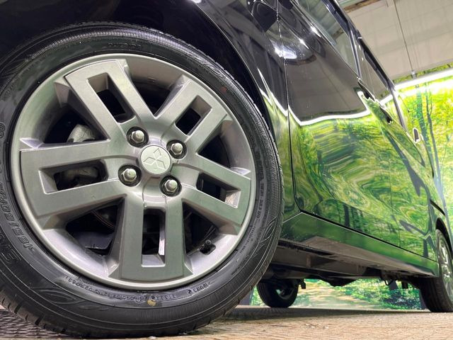 �y�����A���~�z�C�[���z�O�ςɃ}�b�`���������A���~�z�C�[���𑕒����Ă���܂��B�e��ЊO�A���~�z�C�[����A�X�^�b�h���X�^�C�����戵�����Ă���܂��B���񂲑��k����������