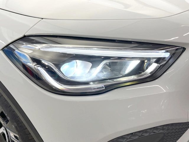 ��LED�w�b�h���C�g:��ԑ��s�����ǍD�Ȏ��E���m�ۂ����S���ĉ^�]�ł��鍂�P�xLED�w�b�h���C�g�𑕔�!�_�����x�������A����d�͂��}�����Ă��܂��B