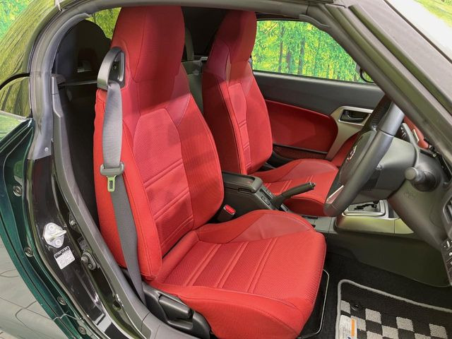 �^�]�ȃV�[�g���͎g�p�������Ȃ��A�ǍD�ȏ�ԂƂȂ��Ă��܂��B���J�Ɏg���Ă������Ƃ��悭�킩��܂��ˁB