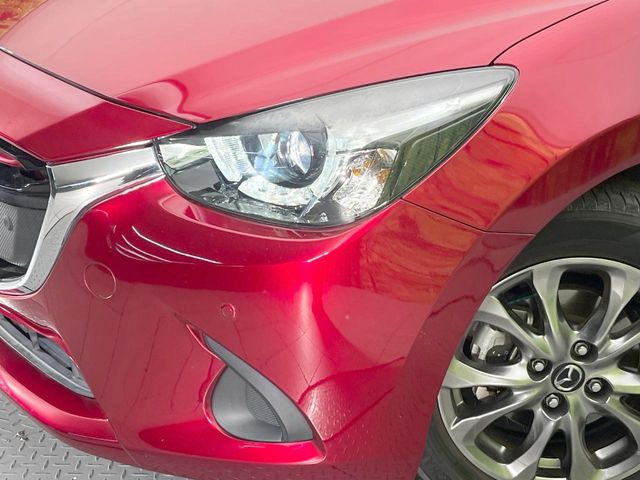 �yLED�w�b�h���C�g�z���V����ԑ��s�����ǍD�Ȏ��E���m�ۂ����S���ĉ^�]�ł��鍂�P�xLED�w�b�h���C�g�𑕔�!�_�����x�������A����d�͂��}�����Ă��܂��B