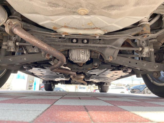 ����肪���ꂢ�Ȃ����ɁA�h�K���H�̎{�H���I�X�X���B�~��n��͂������A���ݕ��ɂ��Z���̕���A��Ń}�����E�E�B���^�[�X�|�[�c���������ɂ��D�]���������Ă���܂��B