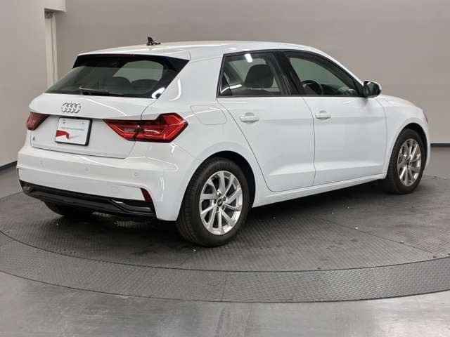 A1スポーツバック25 TFSI アドバンスド