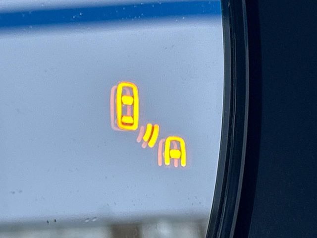 �y�u���C���h�X�|�b�g���j�^�[�z���s���A�h�A�~���[�̎��p�ɂȂ�₷���ӏ��Ɍ㑱�Ԃ��ڋ߂���ƃT�C�h�~���[�t�߂Ɍx����\���A�h���C�o�[�ɒ��ӊ��N�����Ă���܂��B