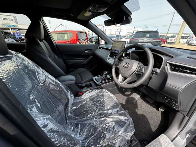 ���W����ɂ͍��i���̒��ÎԂ�V�Ԃ��������ł����W���䐔100��̑�^�W����֐��񂲗��X����������