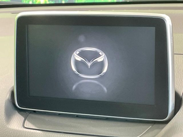 �y�}�c�_�R�l�N�g�i�r�z�ԓ��̕��͋C�Ƀ}�b�`������̌^�^�C�v�̃i�r�B�e����q�ݒ��Bluetooth�Đ����A�l�X�ȋ@�\���y���߂܂��B�����I�ȃ_�C�������삪�\�ŁA�g��������ǍD�ł��B